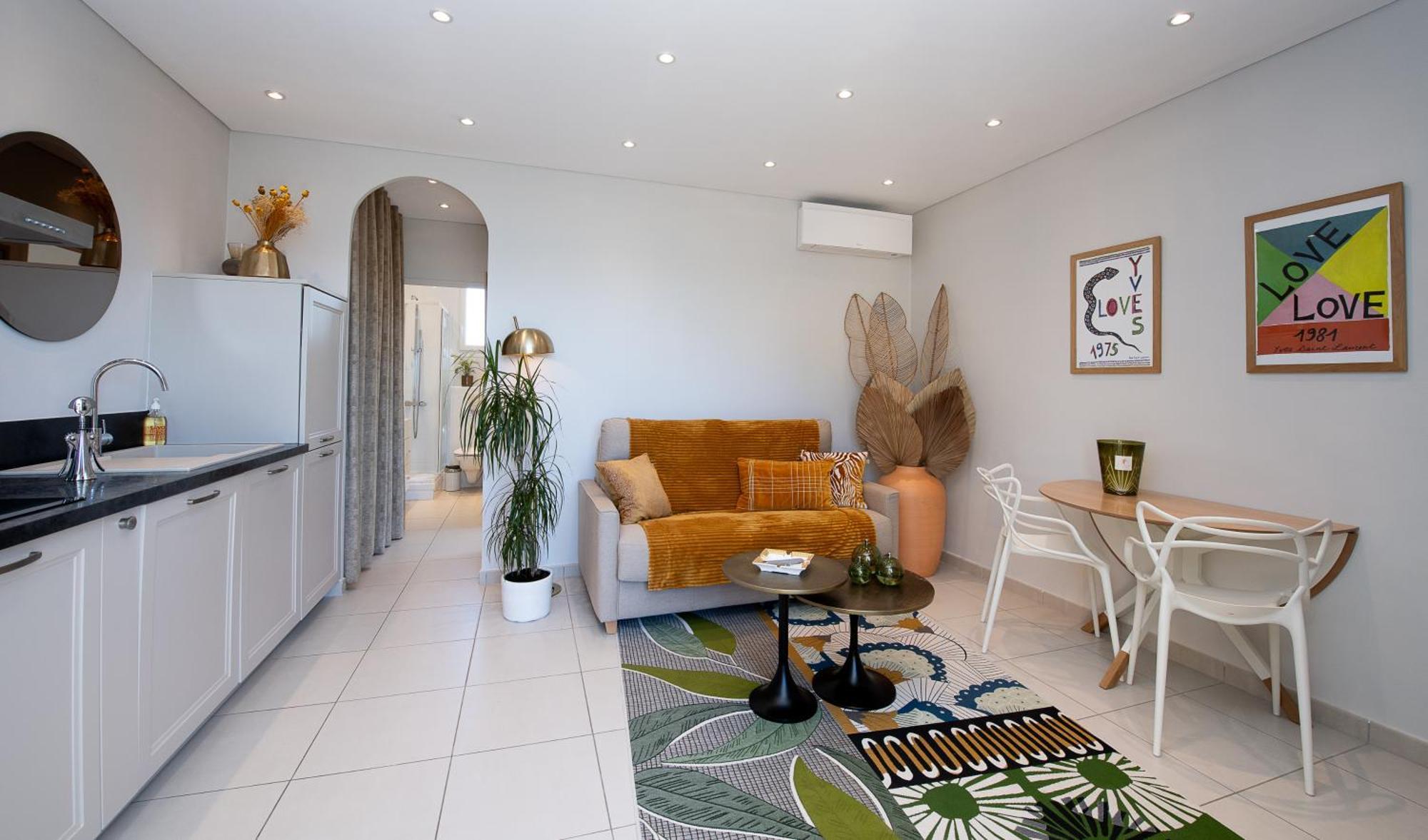 Confortable T2 Vue Mer Avec Terrasse Amenagee Et Parking Prive, Plage Et Port A Pied Sanary-sur-Mer Exteriör bild
